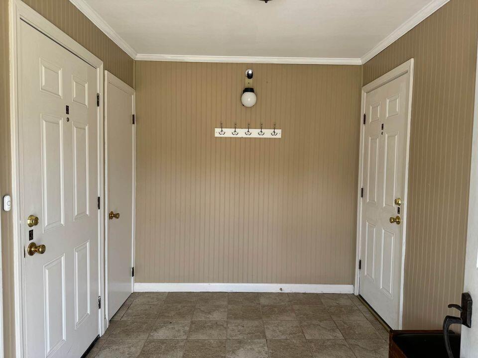 205 Northern Avenue Augusta, ME 04330 - Photo 3 of 36 4