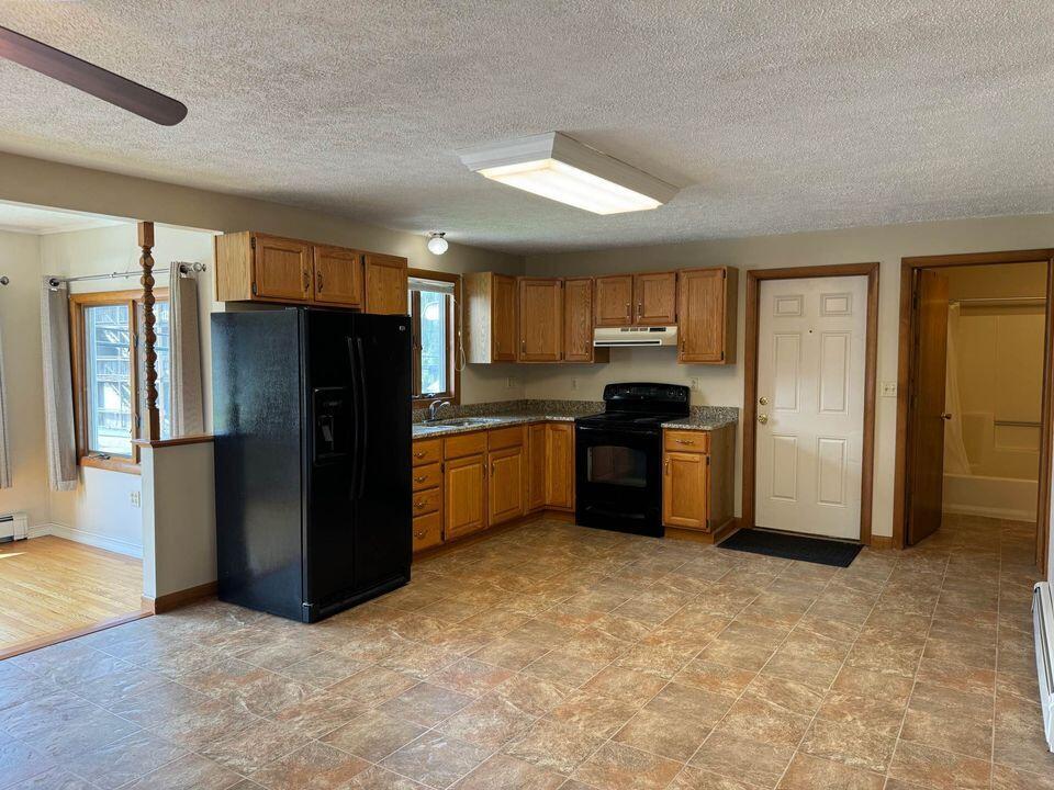 205 Northern Avenue Augusta, ME 04330 - Photo 4 of 36 5