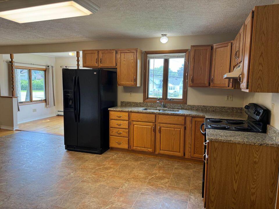 205 Northern Avenue Augusta, ME 04330 - Photo 9 of 36 10