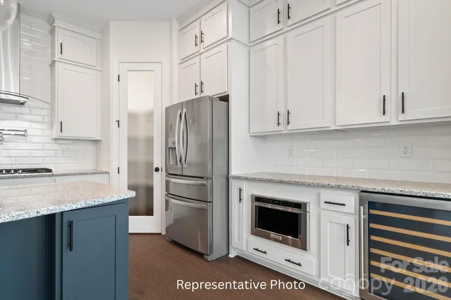 $1,225,000 | 20392 Queens Street, Cornelius, NC 28031