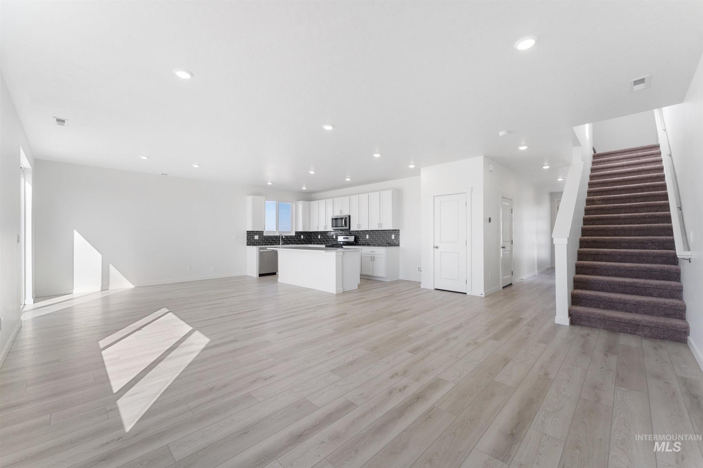 471 West Lyra Street Meridian, ID 83642 - Photo 5 of 25