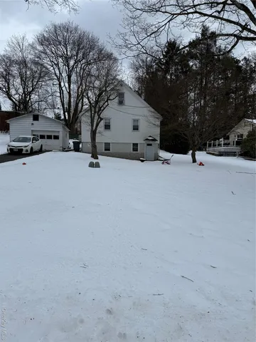 $4,200 | 10 Hillside Terrace, Amawalk, NY 10501