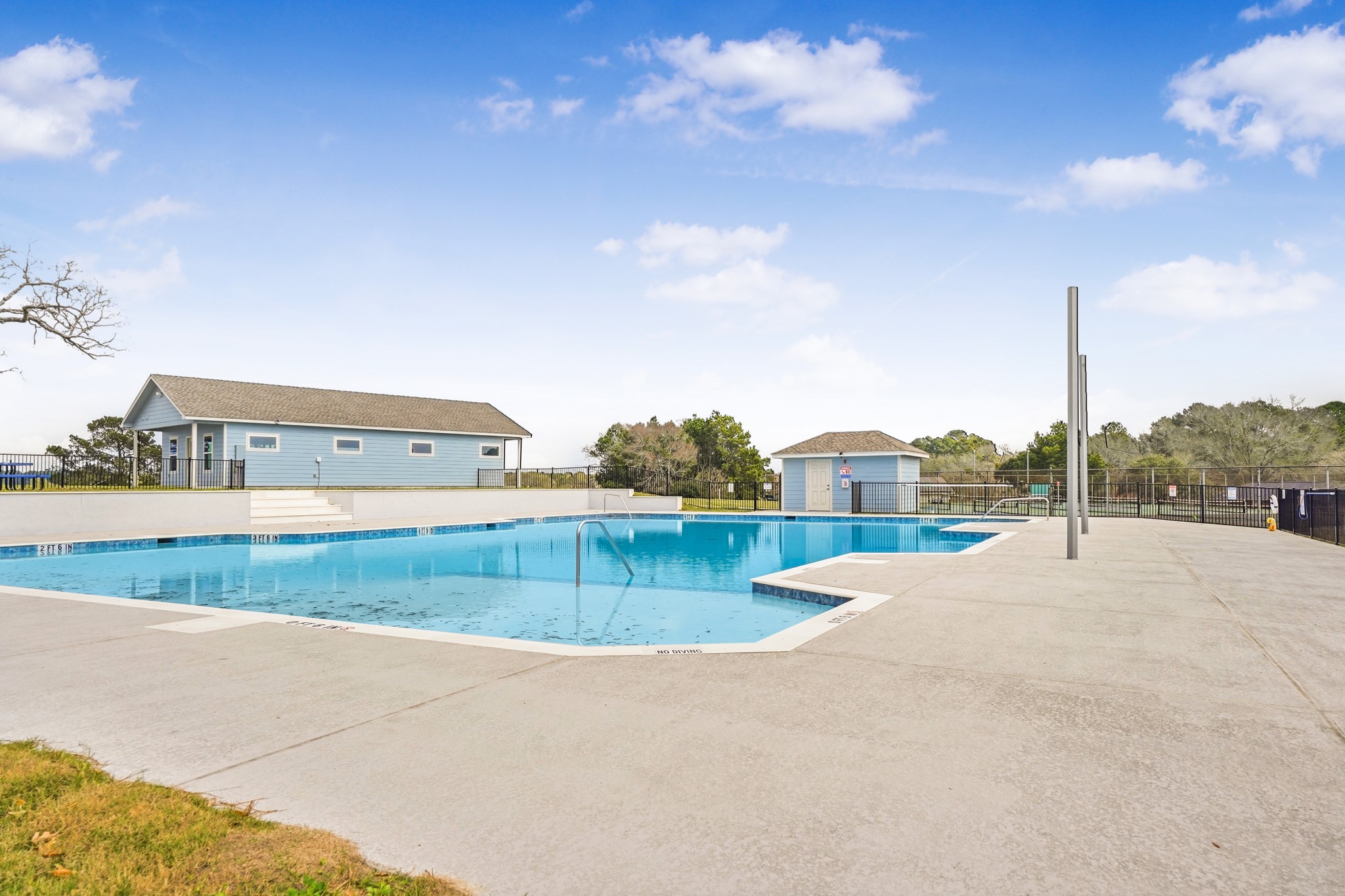 281 Broadmoor Street Trinity, TX 75862 - Photo 18 of 19 a view of a terrace