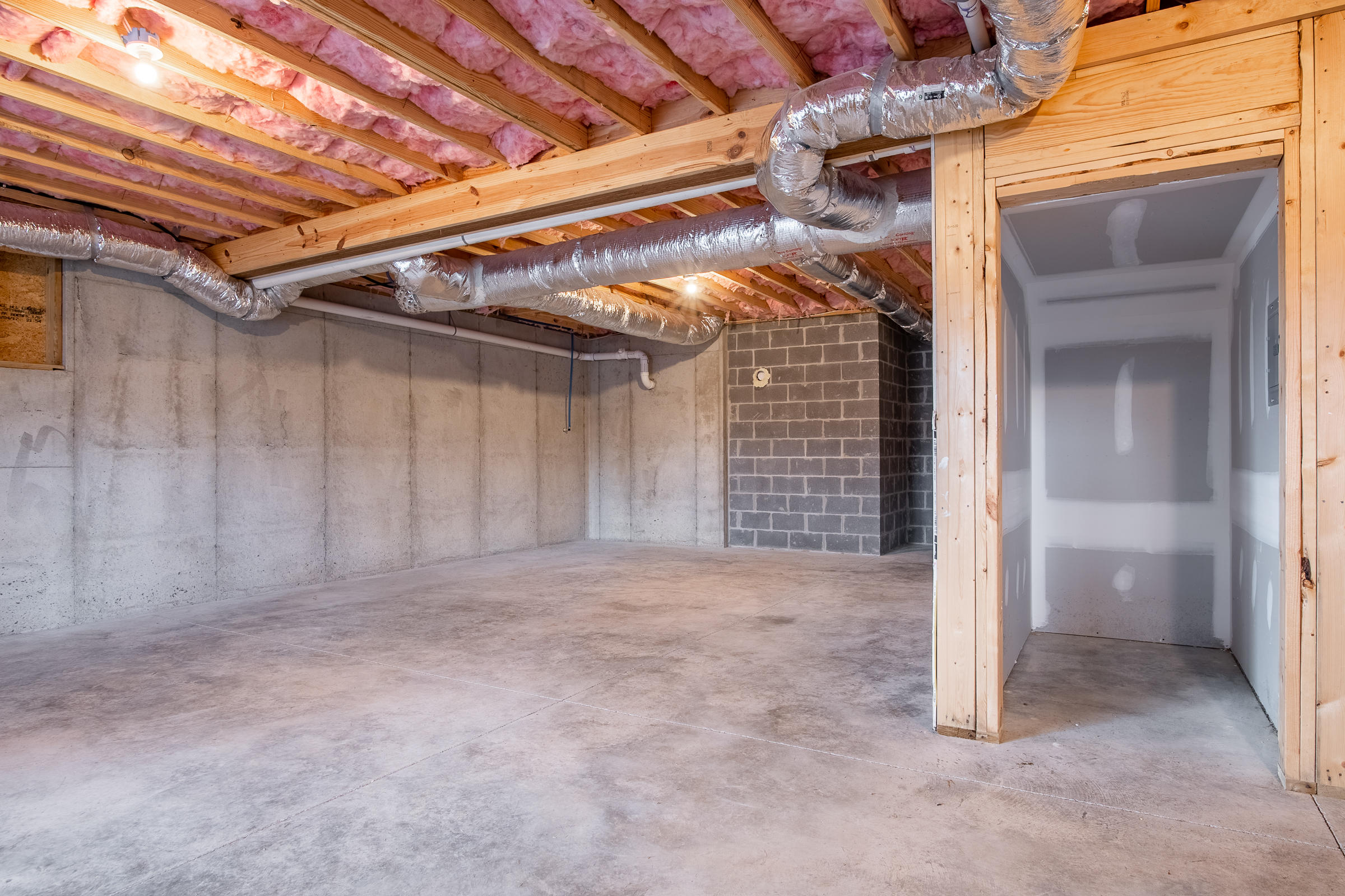 557 Live Oak Road Ringgold, GA 30736 - Photo 31 of 35 SOO much storage