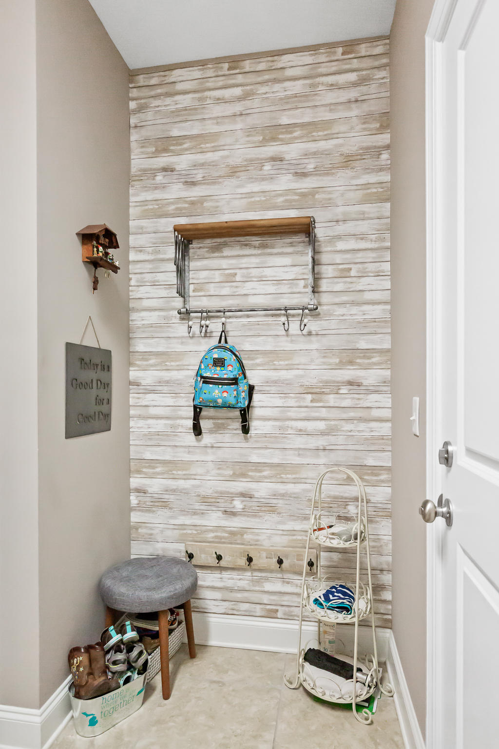 557 Live Oak Road Ringgold, GA 30736 - Photo 35 of 35 Mudroom/Drop zone