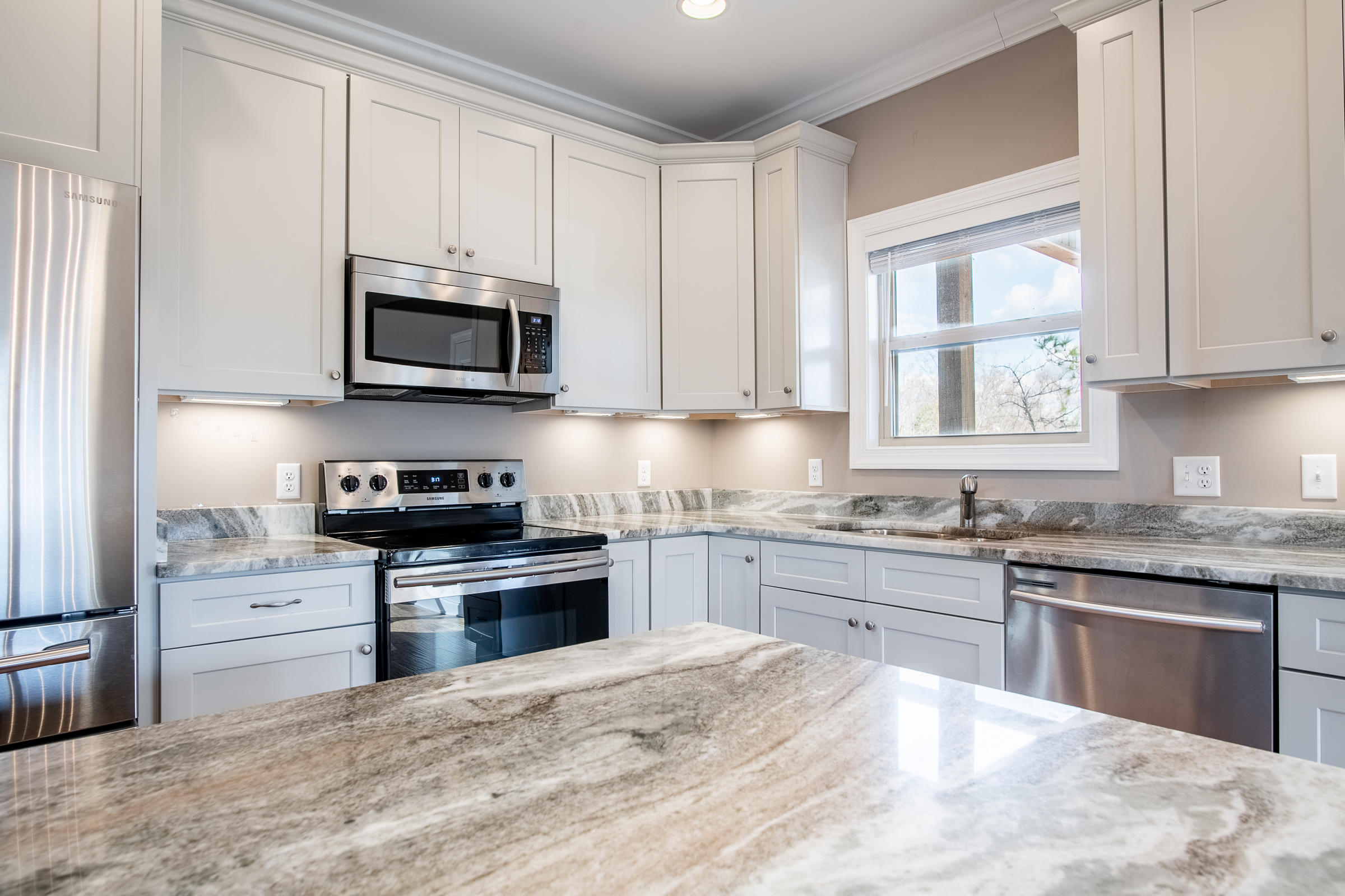 Gorgeous Granite countertops