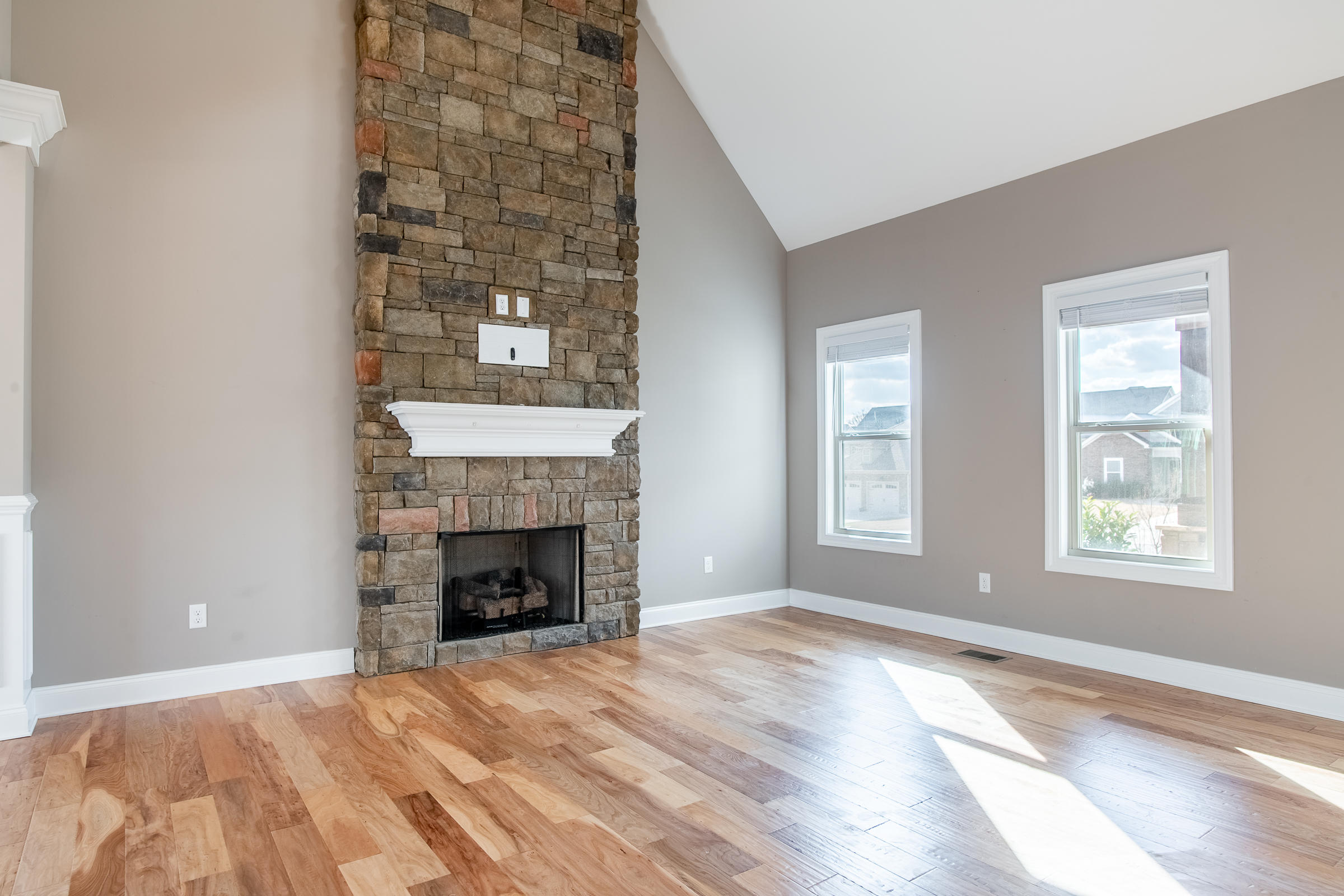 557 Live Oak Road Ringgold, GA 30736 - Photo 10 of 35 Stacked stone fireplace