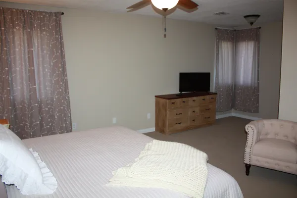 $465,000 | 2713 Cabrillo Drive, Winfield, KS 67156