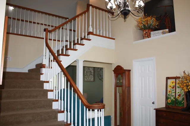 $465,000 | 2713 Cabrillo Drive, Winfield, KS 67156