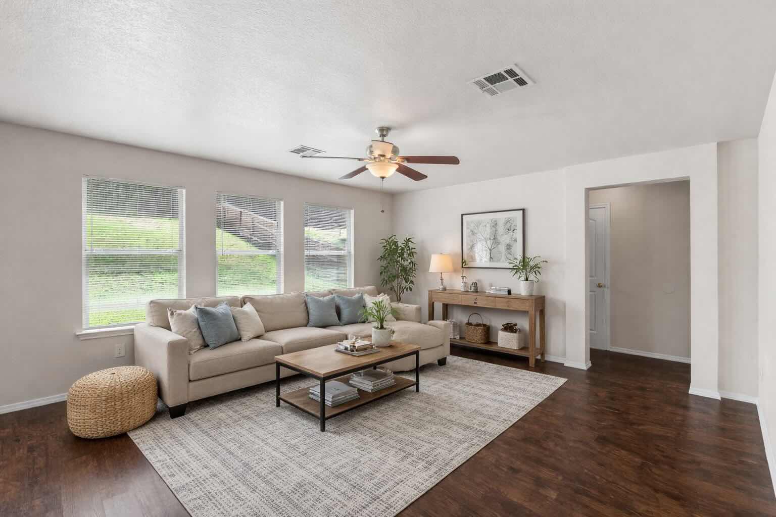 208 Dandelion Loop Kyle, TX 78640 - Photo 5 of 39 Virtually Staged