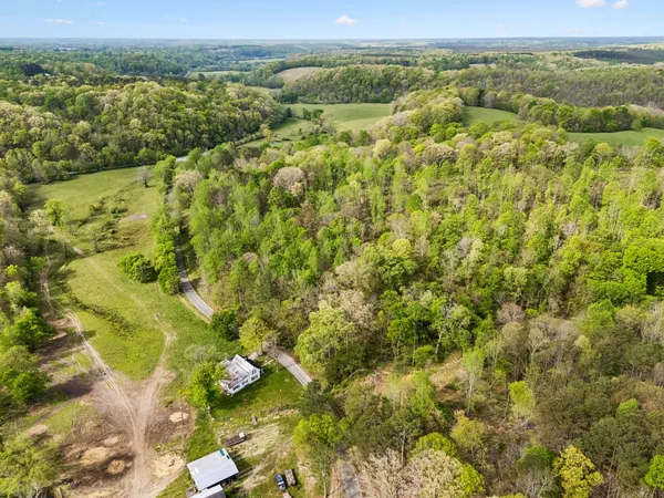 $481,120 | 1 Pleasant Ridge Road, Goodspring, TN 38460