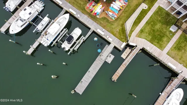 $400,000 | 100 Olde Towne Yacht Club Drive, Unit SLIP A19, Beaufort, NC 28516