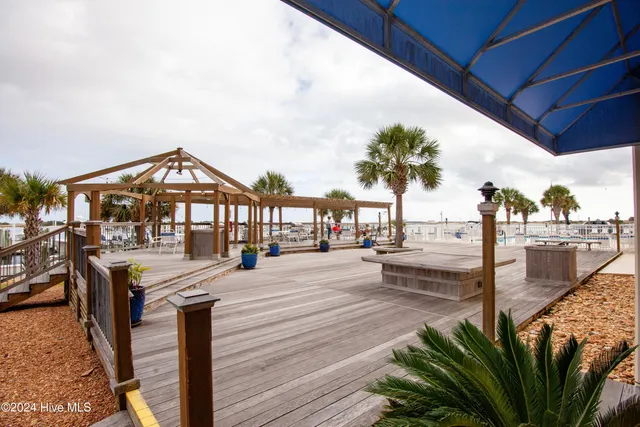 $400,000 | 100 Olde Towne Yacht Club Drive, Unit SLIP A19, Beaufort, NC 28516