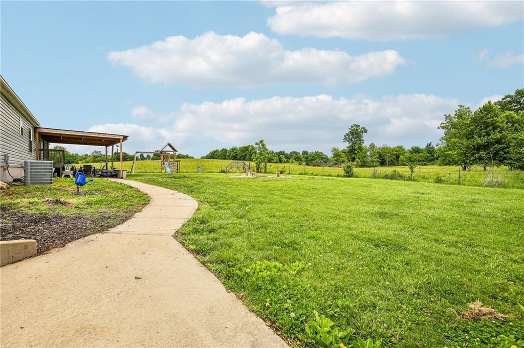 351 Northwest 621st Road Centerview, MO 64019 - Photo 4 of 36
