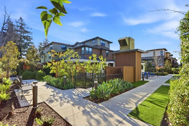 a view of parking area