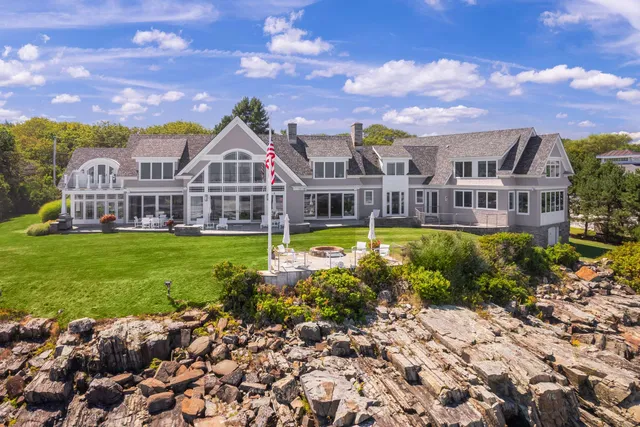 $6,750,000 | 113 Bald Head Cliff Road, York, ME 03902