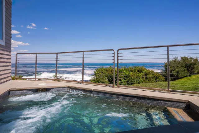 $6,750,000 | 113 Bald Head Cliff Road, York, ME 03902