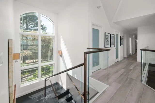 $6,750,000 | 113 Bald Head Cliff Road, York, ME 03902