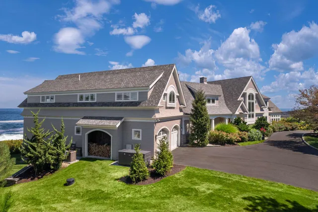 $6,750,000 | 113 Bald Head Cliff Road, York, ME 03902