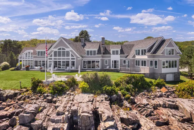 $6,750,000 | 113 Bald Head Cliff Road, York, ME 03902