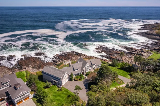 $6,750,000 | 113 Bald Head Cliff Road, York, ME 03902