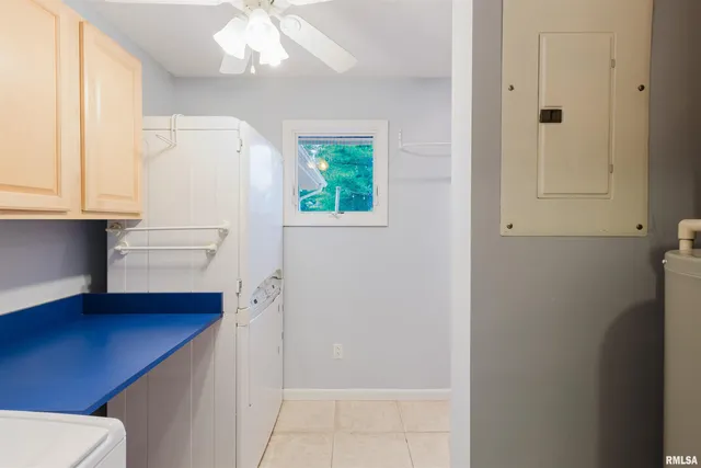 $407,000 | 1502 Nagel Drive, Marion, IL 62959