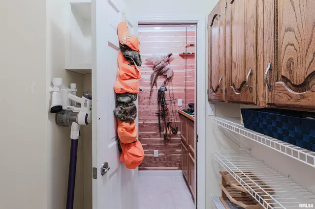 $407,000 | 1502 Nagel Drive, Marion, IL 62959