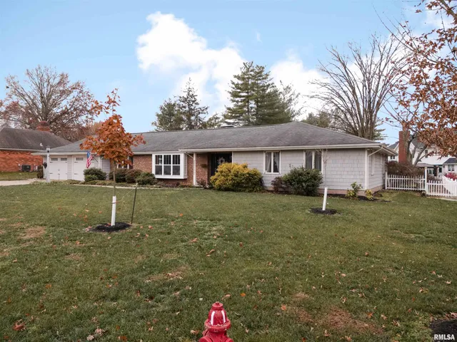 $407,000 | 1502 Nagel Drive, Marion, IL 62959