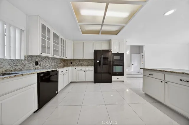 $5,950 | 2255 East Chevy Chase Drive, Glendale, CA 91206