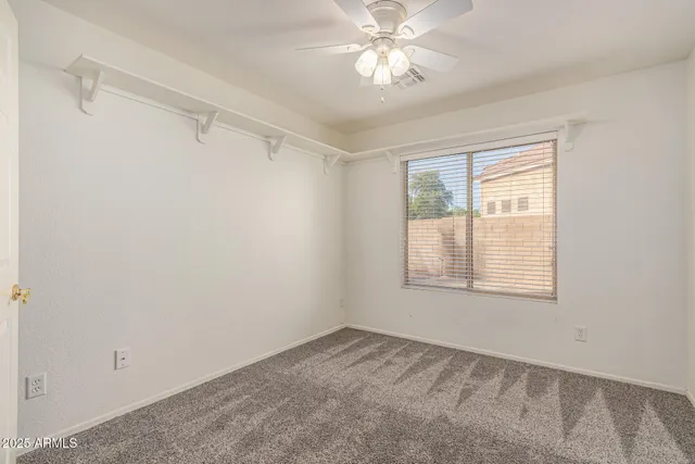 $574,999 | 390 South Elm Court, Gilbert, AZ 85296