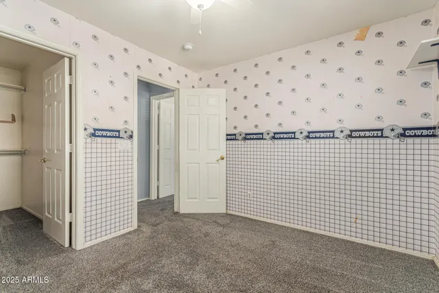 $574,999 | 390 South Elm Court, Gilbert, AZ 85296