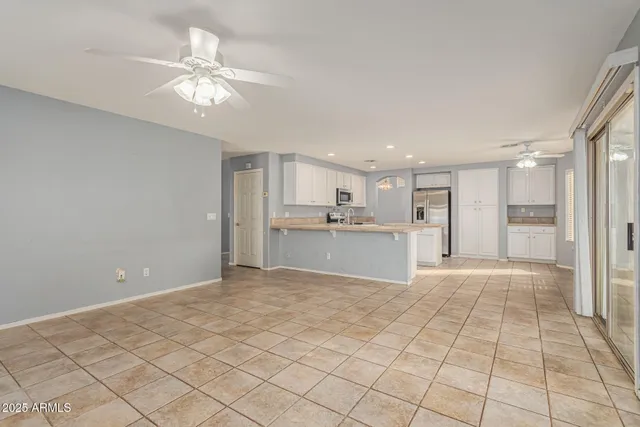 $574,999 | 390 South Elm Court, Gilbert, AZ 85296