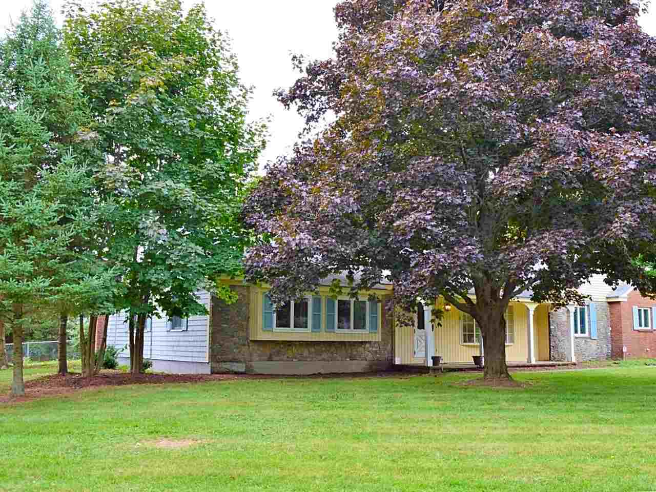 2127 Ferry Road Charlotte, VT 05445 - Photo 17 of 18 Gallery Image 17