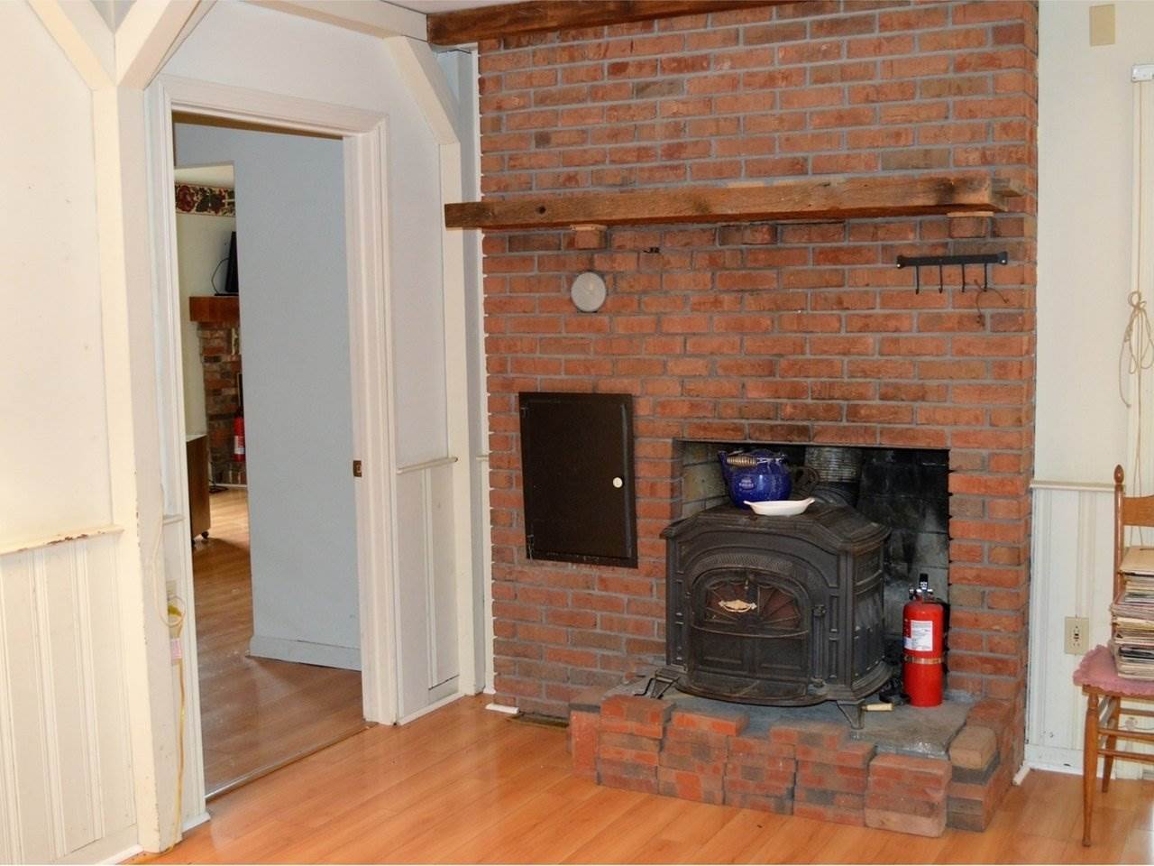 2127 Ferry Road Charlotte, VT 05445 - Photo 5 of 18 Gallery Image 5
