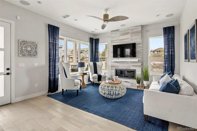 $819,234 | 888 South Valentia Street, Unit 13, Denver, CO 80247