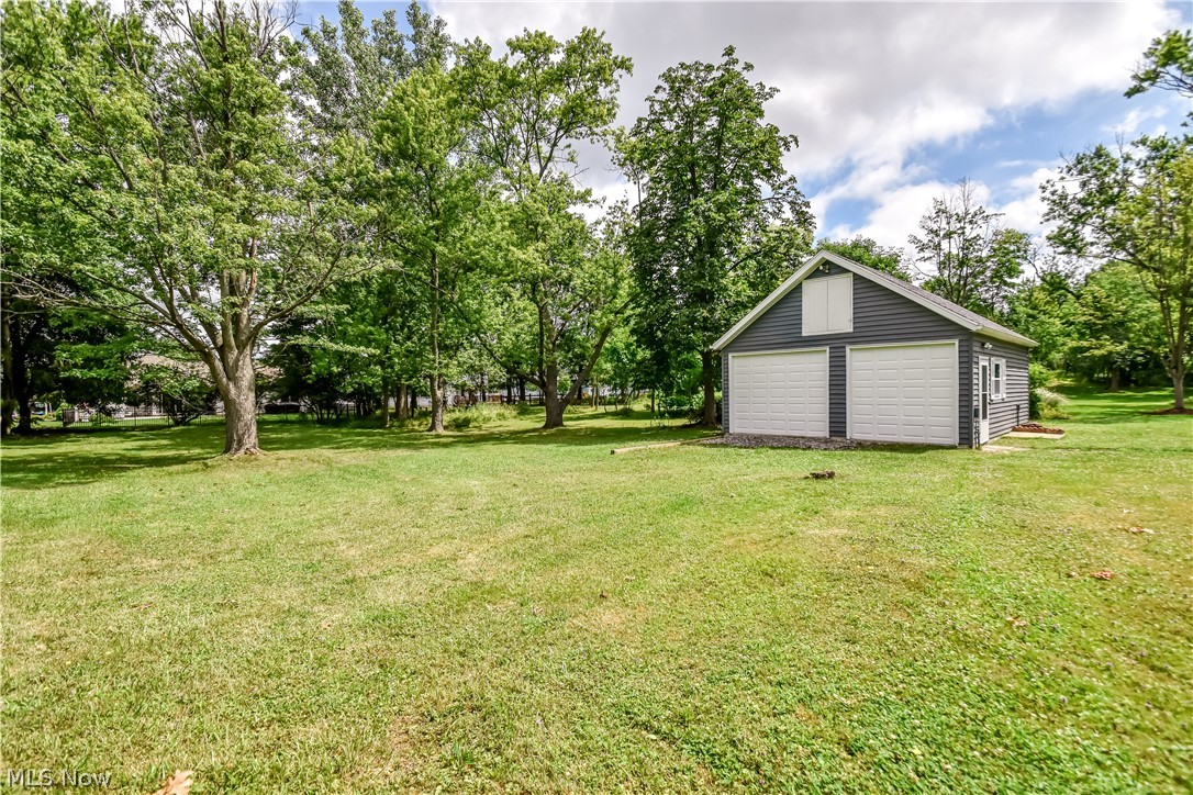339 East Sprague Road Seven Hills, OH 44131 - Photo 7 of 45