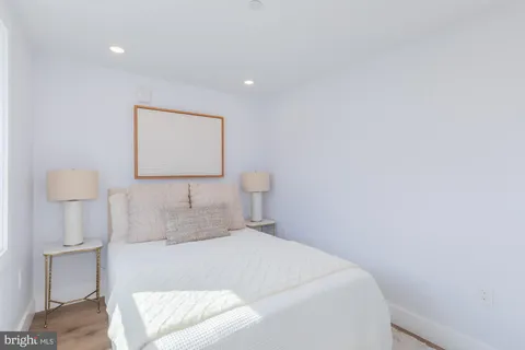 $469,900 | 1012 17th Place Northeast, Unit SEVEN, Washington, DC 20002