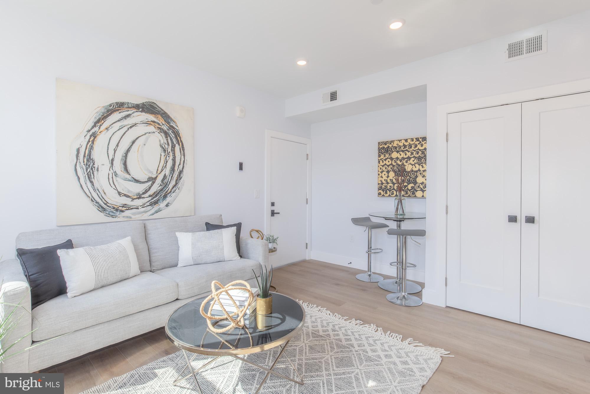 1012 17th Place Northeast, Unit SEVEN Washington, DC 20002 - Photo 4 of 19