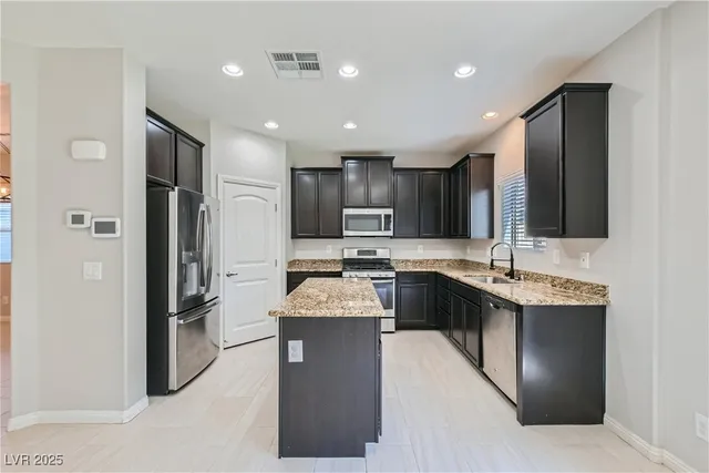 $2,350 | 9137 Sea Mink Avenue, Las Vegas, NV 89149