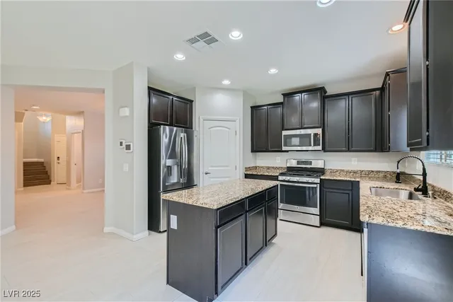 $2,350 | 9137 Sea Mink Avenue, Las Vegas, NV 89149