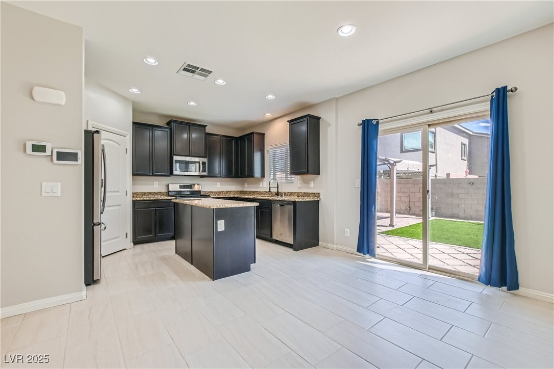 9137 Sea Mink Avenue Las Vegas, NV 89149 - Photo 9 of 27