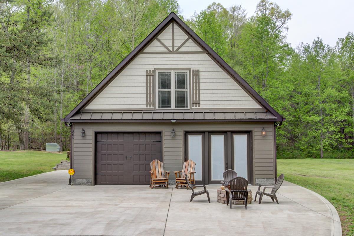 805 Lakestone Road Waverly, TN 37185 - Photo 4 of 27 Gallery Image 4