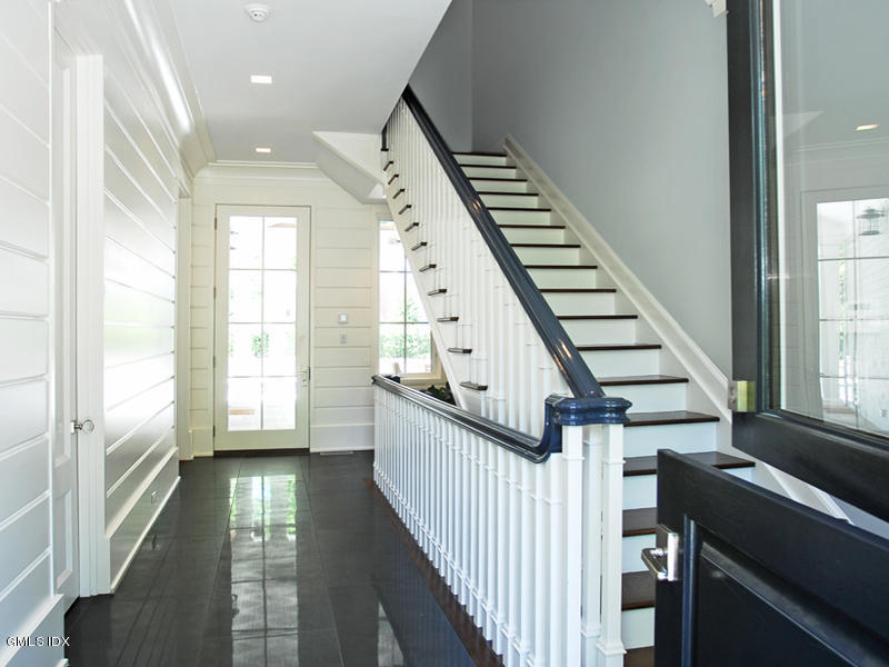 19 Hidden Brook Road Riverside, CT 06878 - Photo 14 of 20 MudRoom1