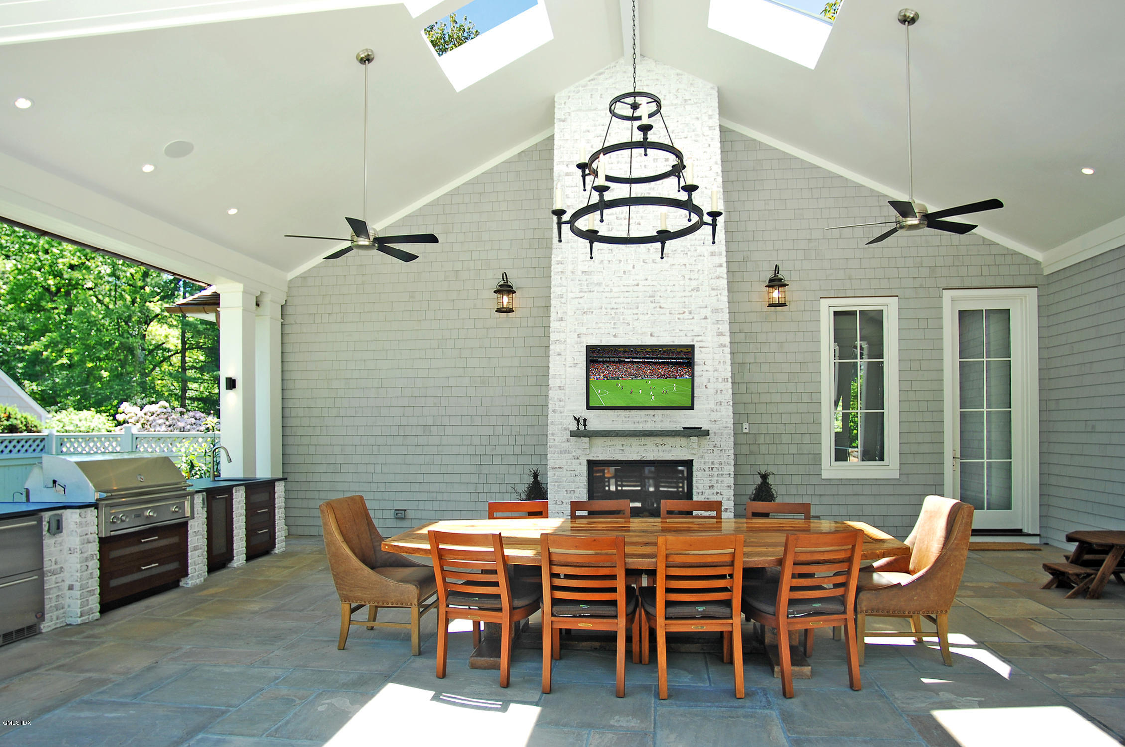 19 Hidden Brook Road Riverside, CT 06878 - Photo 16 of 20 Patio