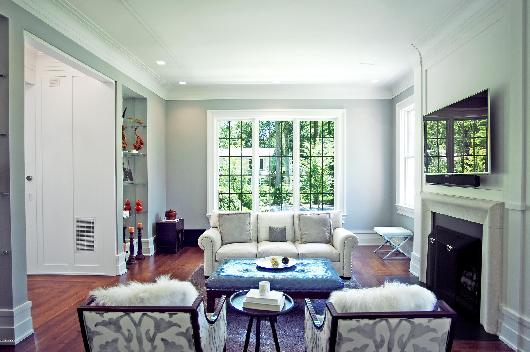 19 Hidden Brook Road Riverside, CT 06878 - Photo 6 of 20 LivingRoom