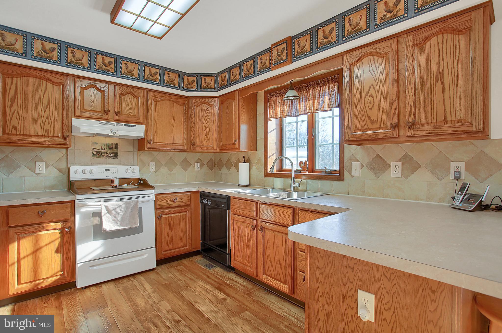513 Springfield Road Shippensburg, PA 17257 - Photo 8 of 45 Gallery Image 8