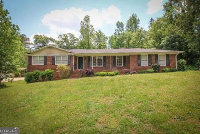 $1,900 | 220 Providence Road, Athens, GA 30606