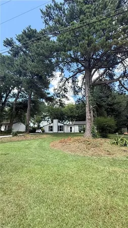 $2,700 | 980 Hilltop Court, Lawrenceville, GA 30045