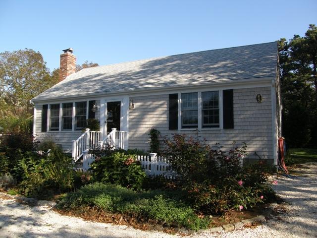 5 Granny's Lane Chatham, MA 02633 - Photo 1 of 14 Primary Photo