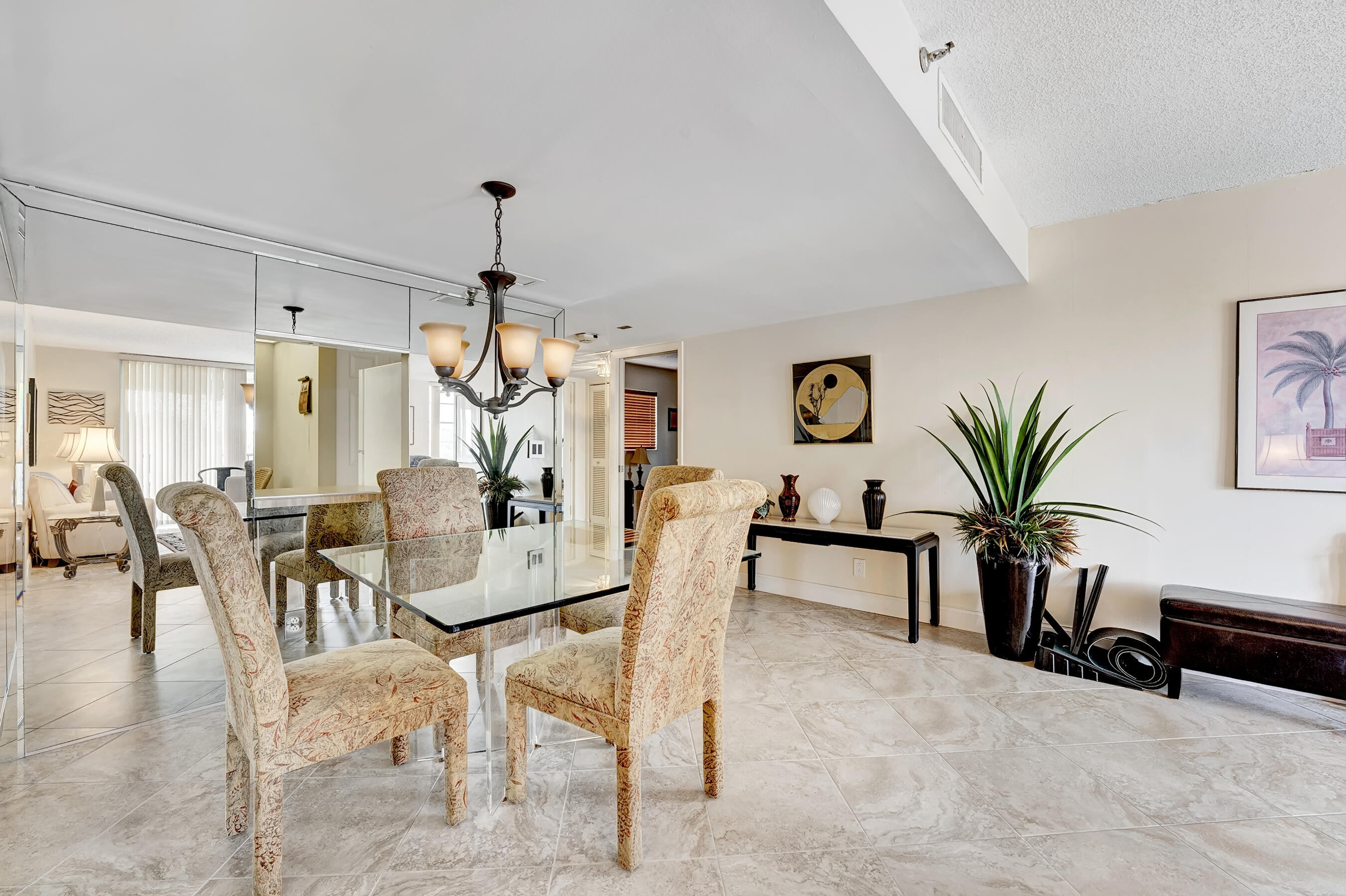 6400 Northwest 2nd Avenue, Unit 423 Boca Raton, FL 33487 - Photo 23 of 31 DSC07323